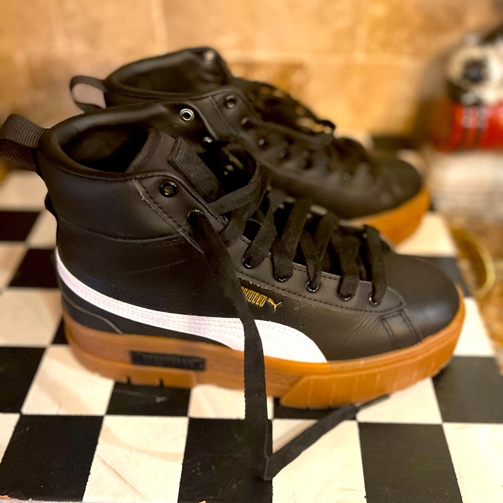 Puma platform black & white hightops